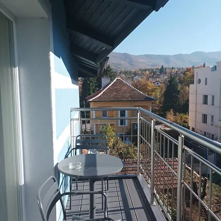 Къща за гости Simada Center 3*