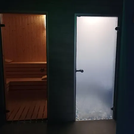 Simada Center Πανσιόν