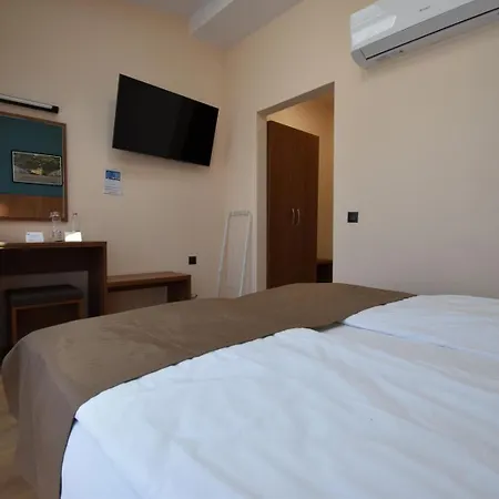 Simada Center Πανσιόν 3*